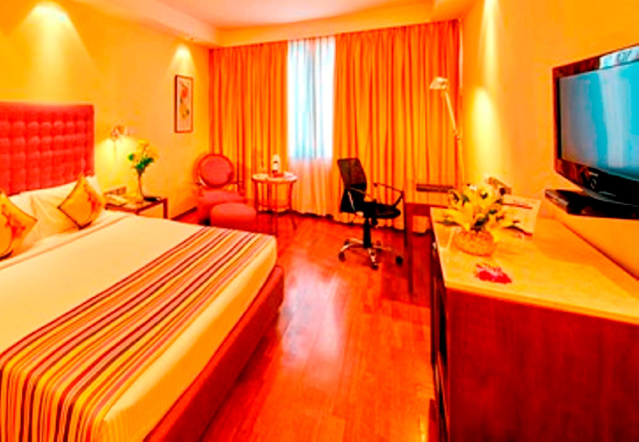 Royal Orchid Central Bangalore, Mg Road Екстер'єр фото