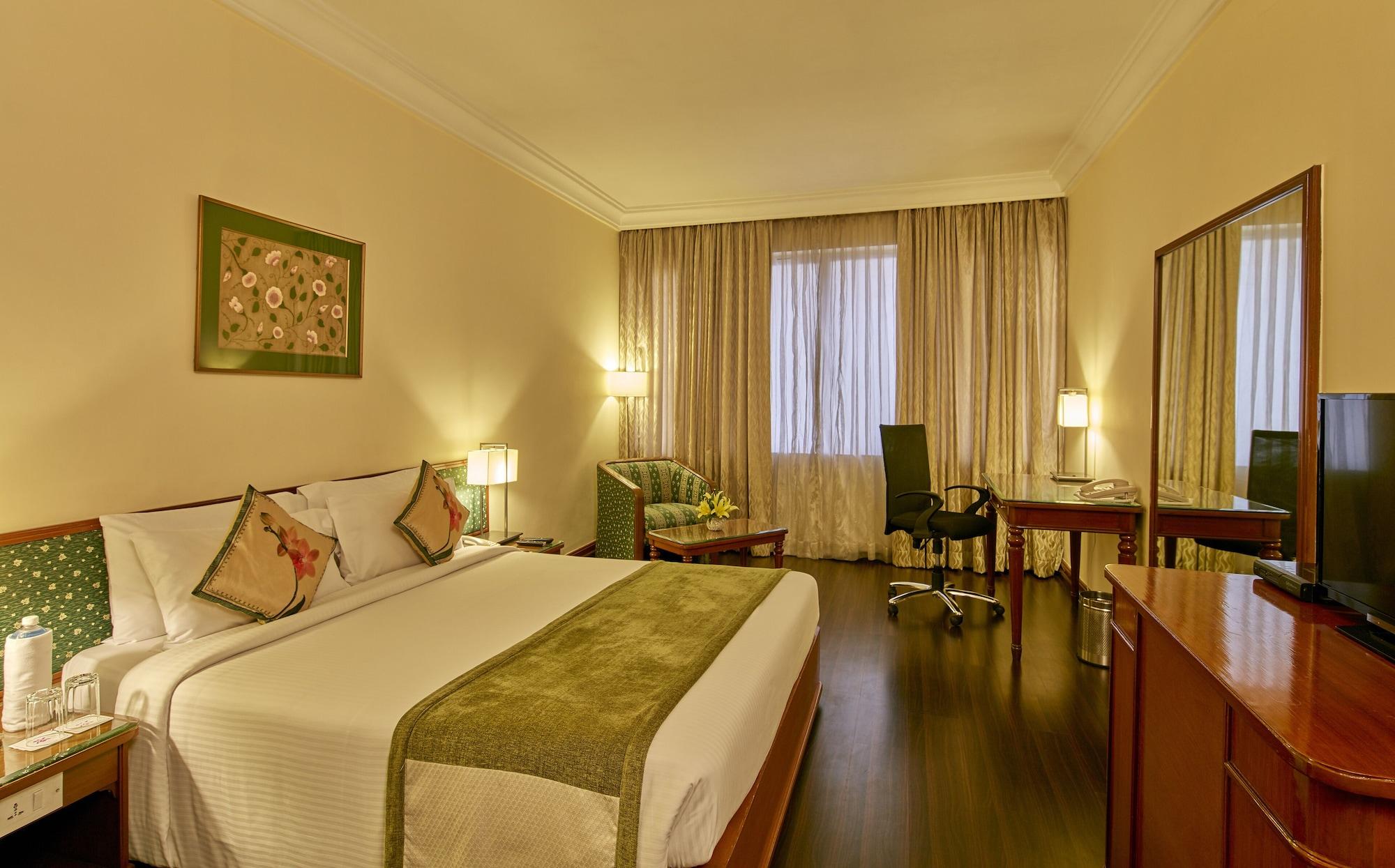 Royal Orchid Central Bangalore, Mg Road Екстер'єр фото
