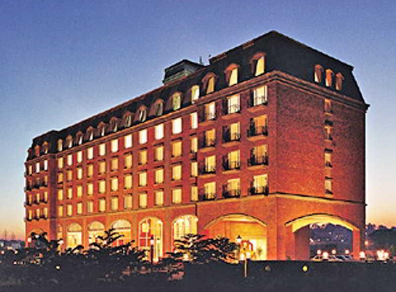Royal Orchid Central Bangalore, Mg Road Екстер'єр фото