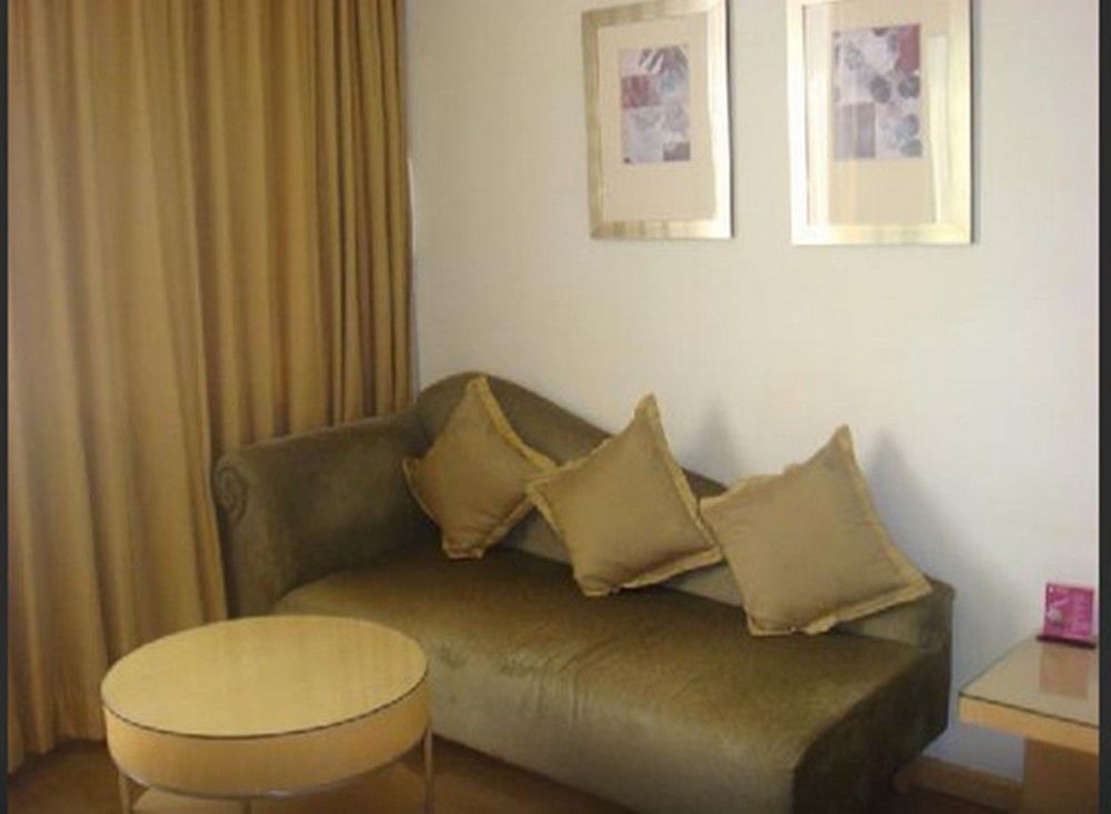 Royal Orchid Central Bangalore, Mg Road Екстер'єр фото